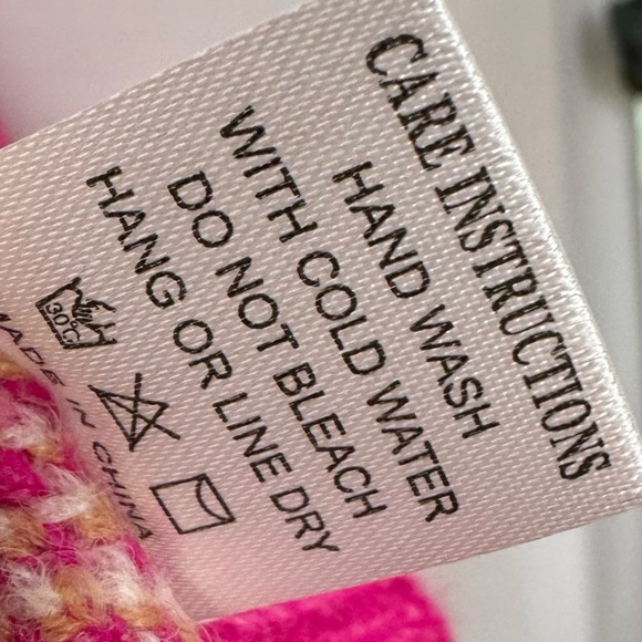 SOUTHERN GRACE Dazed For Days Floral V Neck Sweater in Pink Beige Small 4/6 - Picture 8 of 10